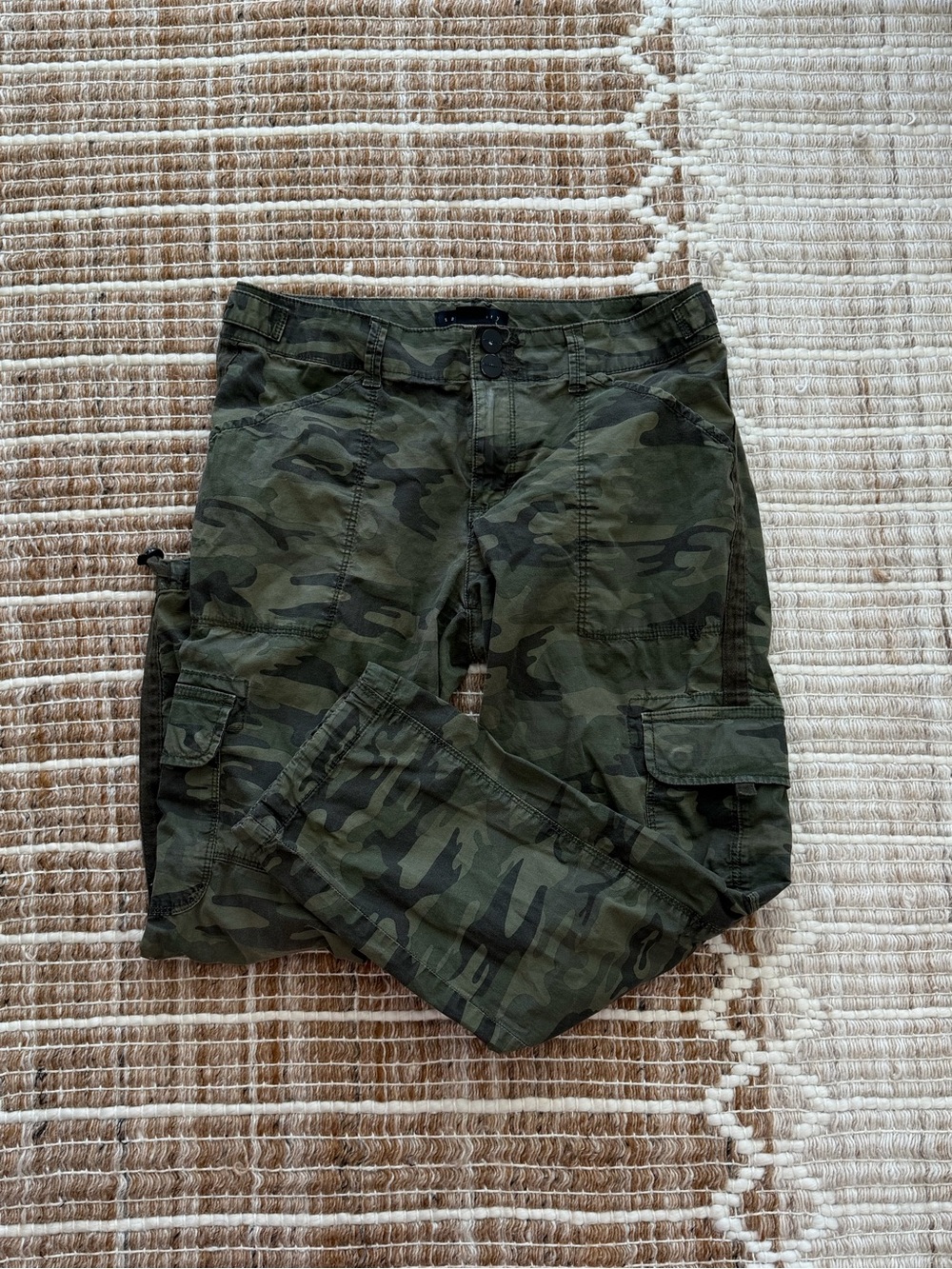 Sanctuary Women's Camo Cargo Pants - Olive Green